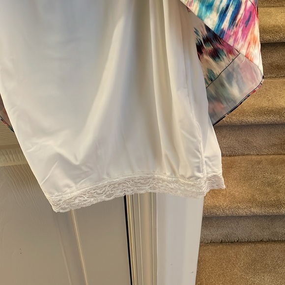 Multi print dress size 2 - Picture 2 of 8